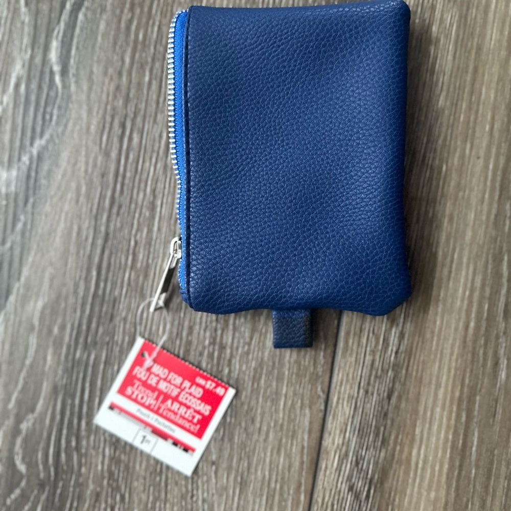 🌞 sale 3 for $15 Be brave blue coin pouch - Picture 3 of 5